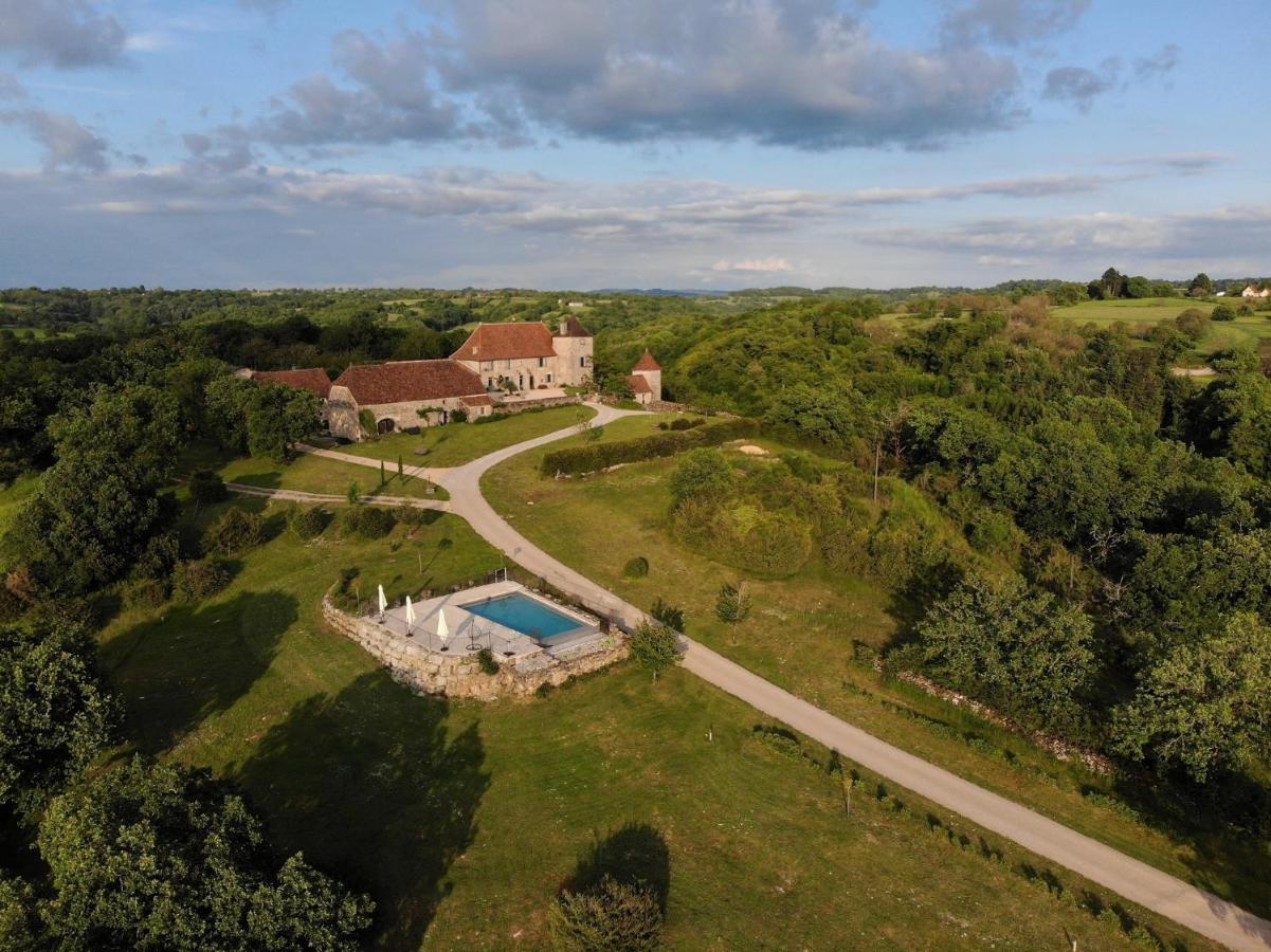 Gite 8 Pers Du Chateau De Cantecor Alvignac Kültér fotó